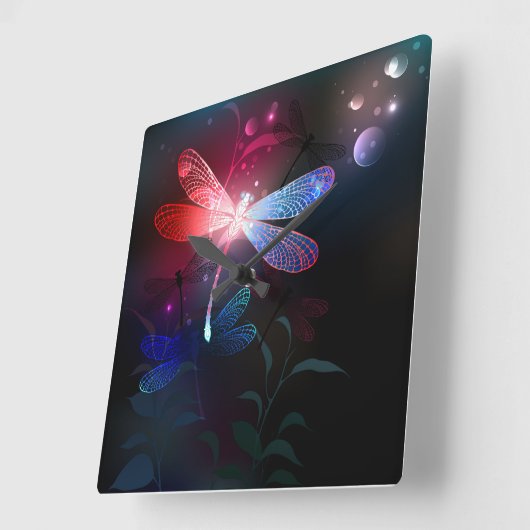 Gloeiende rode libellen vierkante klok (Hoek)