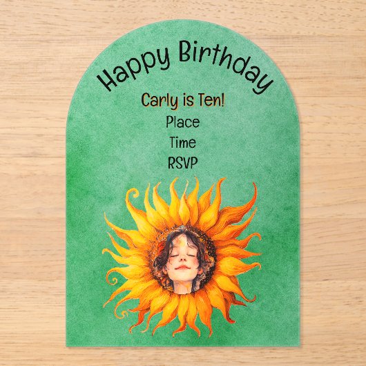 Gloeiende Zonnebloem Jong Meisje Gezicht in Centru Acryl Uitnodigingen (Voorkant)