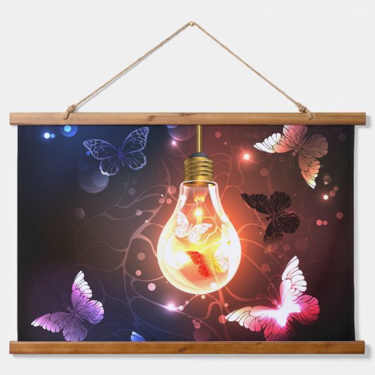 Gloeilamp met Nachtvlinders Hangend Wandkleed (Voorkant)