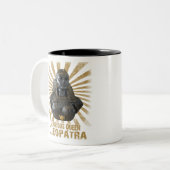 Gloriberende farao Queen Cleopatra Ancient Egypt Tweekleurige Koffiemok (Voorkant links)