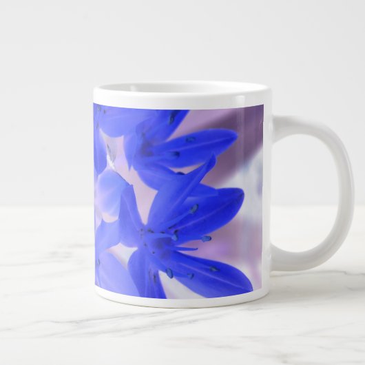 Glorie van de sneeuwschokkende blauwe Mok (Rechts)