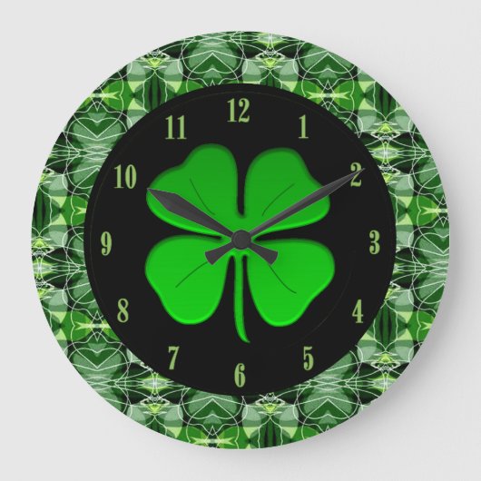 Glorious Green Abstract Pattern Shamrock Clock Grote Klok (Voorkant)