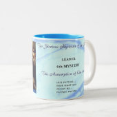 Glorious Rosary Mysteries Item #4: Assumption Tweekleurige Koffiemok (Voorkant rechts)