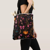 Glossy Coquette Witch Halloween Tote Bag (Dichtbij)
