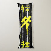 Glossy Pink Donut with Dark Sprinkles Lichaamskussen (Achterkant (Verticaal))