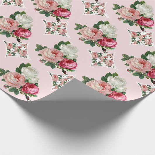 Glossy Retro Chic Pink and White Rose Floral Cadeaupapier (Hoek)