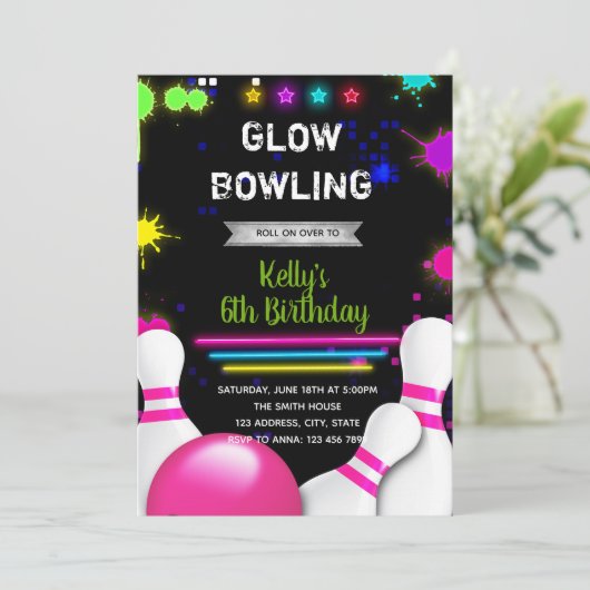 Glow bowling party-uitnodiging kaart (Staand voorkant)