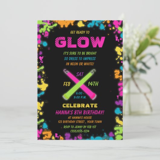 Glow Party Neon verjaardagsuitnodiging Kaart (Staand voorkant)