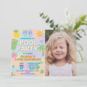 Glow Party Pool verjaardagsuitnodiging Kaart (Staand voorkant)