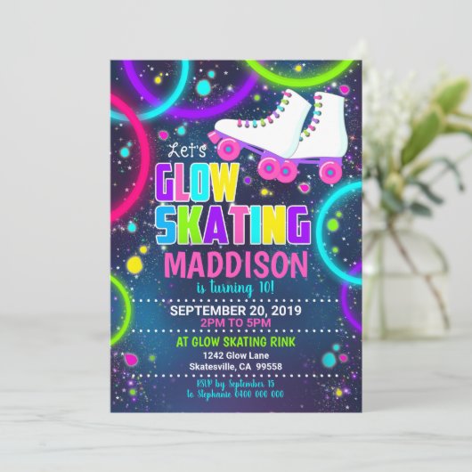 Glow Roller Schaats Uitnodiging Rolschaatsen Parti (Staand voorkant)