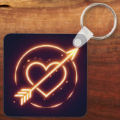 glowing image of a heart with cupid's arrow sleutelhanger (Achterkant)