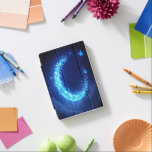 Glowing Moon Butterflies - Fantasy iPad-hoesjes iPad Mini Cover<br><div class="desc">Bescherm je iPad met een vleugje magie! Deze telefoonhoes toont een lichtgevende halve maan met gloeiende vlinders,  perfect voor fantasieliefhebbers en een trendy accessoire voor 2025.</div>