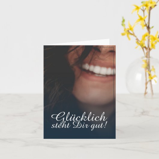 Glücklich steht Dir gut. - Blau Kaart (Gele Bloem)