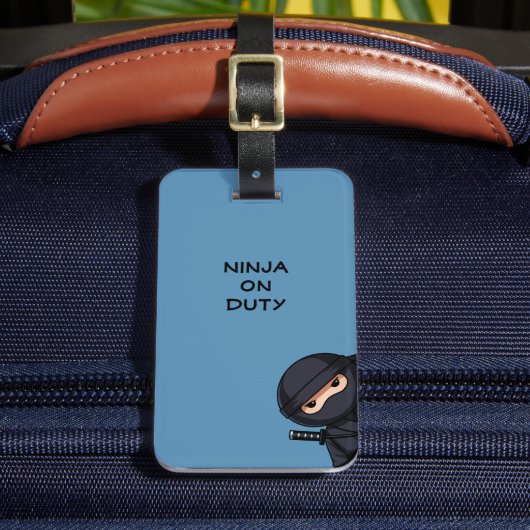 Glurende Ninja op Blauw Bagagelabel (Voorkant Insitu 2)