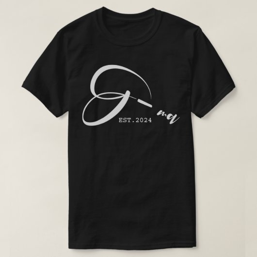 GMa est 2024 Cool Family Pregnancy Aankondigen Bab T-shirt (Design voorkant)