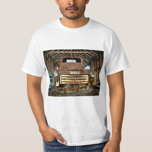  GMC-vrachtwagen in de Rustic Barn 1949-55 T-shirt (Voorkant)