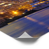 GN-toren verlicht bij nacht in Toronto Canada Poster (Hoek)