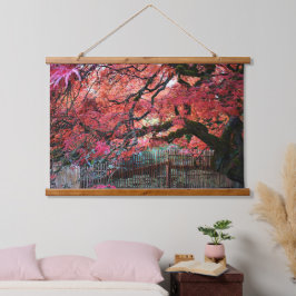 Gnarly Rode Japanse Esdoorn en Bamboe Omheining Hangend Wandkleed