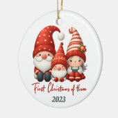 Gnome Feestdagen: Eerste Kerstmis van Drie ornamen Keramisch Ornament (Links)