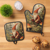 Gnome met champignons ovenwanten en pottenhouders ovenwant & pannenlap set (Top down)