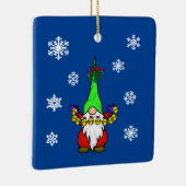 Gnome met Slaapbalken; kerstversiering Keramisch Ornament (Rechts)