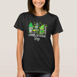 Gnome Nurses Saint Pattys Scrub Nurse St Patricks T-shirt