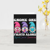 Gnome One Fights Alone - Christmas Thyroid Cancer Kaart (Gele Bloem)
