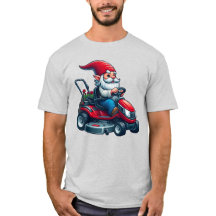 Gnome op rijdende grasmaaier met bloemenmand