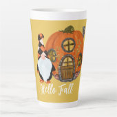Gnome & Pumpkin House Herfst Scene Latte Mok (Voorkant)