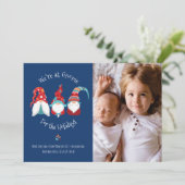 Gnome voor Feestdagen Foto Fun Typografie Elf Blue Feestdagenkaart (Staand voorkant)