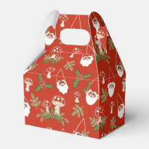 Gnomen en paddenstoelen op Red Woodland Holiday