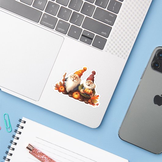 Gnomen en pompoenen Herfst Sticker (Laptop met iPhone)