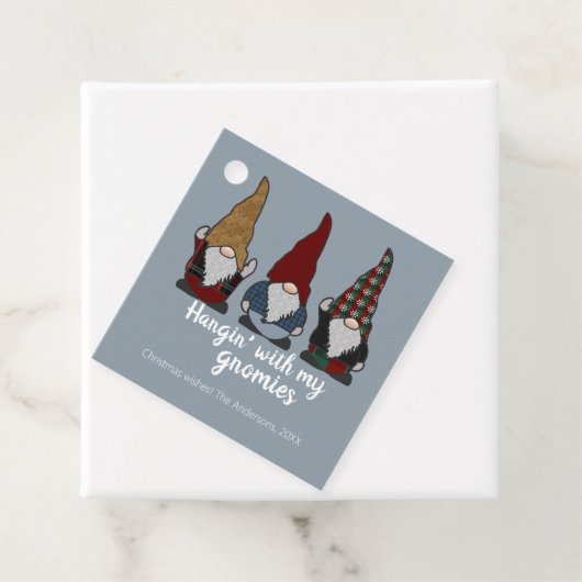 Gnomen Hangin met My Gnomies Holiday Bedankjes Labels (In situ)