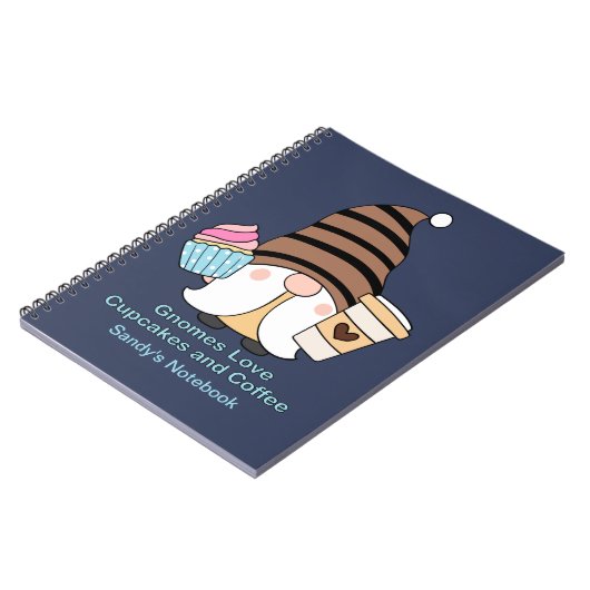 Gnomen Liefde Cupcakes En Koffie Aangepaste Naam T Notitieboek (Linkerzijde)