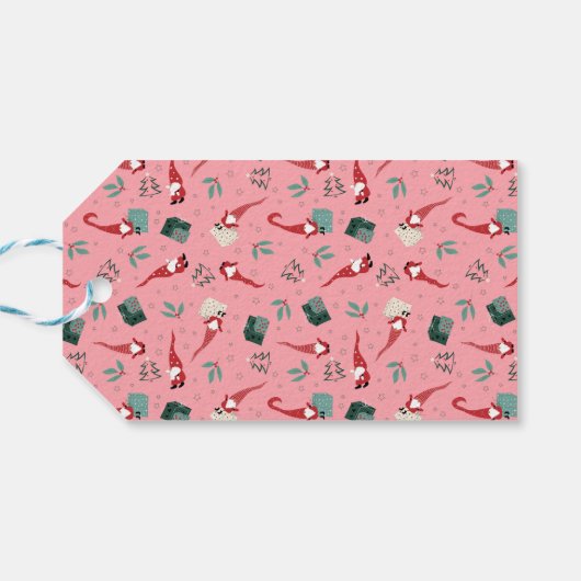 Gnomen met kerstbomen en geschenken op roze cadeaulabel (Achterkant Horizontaal)