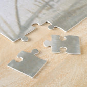 Gnomes dragging a cut tree trunk through the snow legpuzzel (Zijkant)