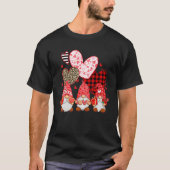 Gnomes Holding Leopard Heart Buffalo Plaid Valenti T-shirt (Voorkant)