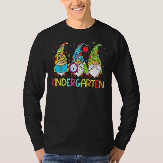 Gnomes Kindergarten Kreeg eerdaagse leraar terug n T-shirt (Voorkant)