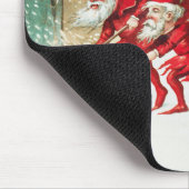 Gnomes sweeping snow with a broom muismat (Hoek)