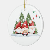Gnomes Wishing You a Merry Christmas on a Keramisch Ornament (Links)