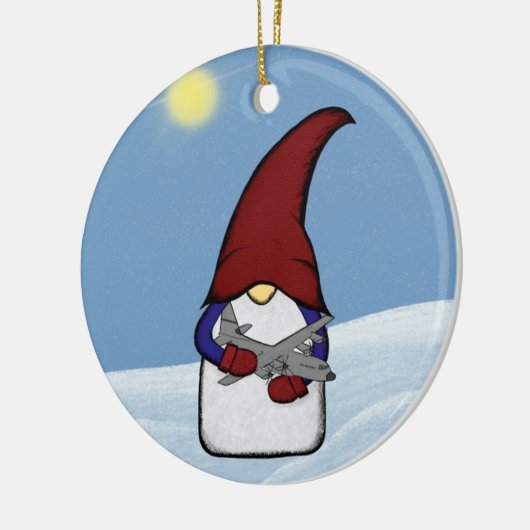 Gnoom en C-130 Keramisch Ornament (Links)