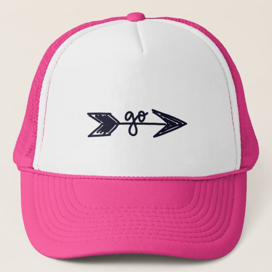 Go Arrow Trucker Hat Trucker Pet (Voorkant)