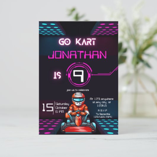 Go Kart Verjaardag uitnodiging (Staand voorkant)