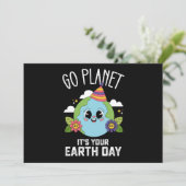 Go Planet Is Uw Aarde Dag Grappige Verjaardag Kaart (Staand voorkant)