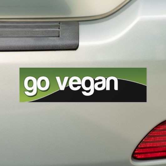 GO VEGAN - groen Bumpersticker (Op auto)