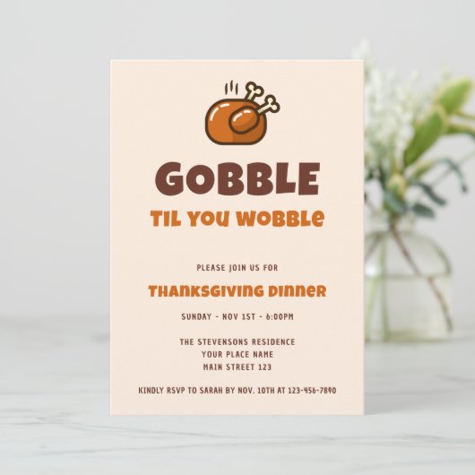 Gobble Til You Wobble Funny Thanksgiving Dinner Kaart (Staand voorkant)