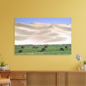 Gobiwoestijn | Wilde paarden Canvas Afdruk (Insitu (Woonkamer))