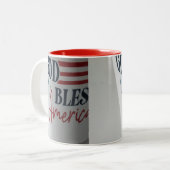 God Bless America patriotic mug Tweekleurige Koffiemok (Voorkant links)