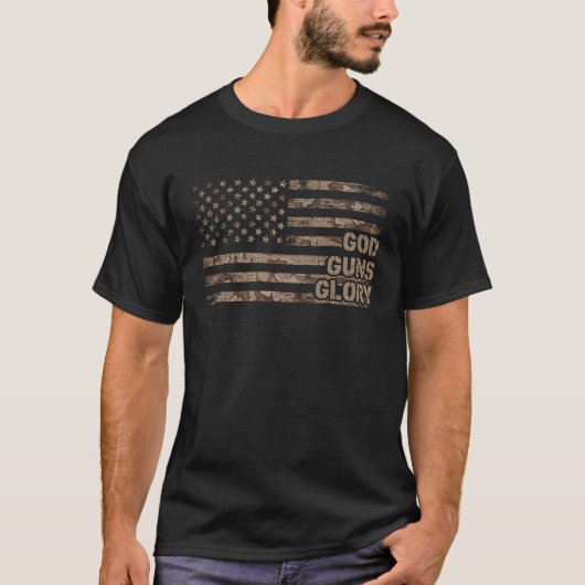 God Guns Glory American Flag Camoflauge T-shirt (Voorkant)