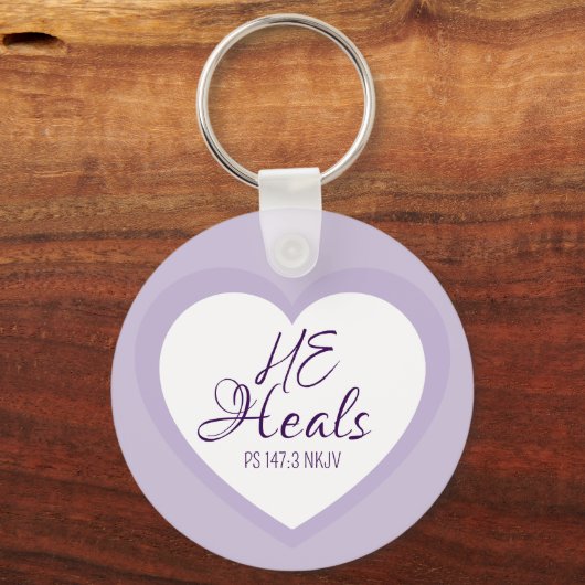 God Heals the Brokenhearted Light Purple Comfort Sleutelhanger (Voorkant)